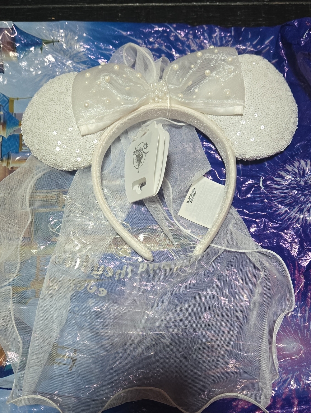 Disney White Sequin Minnie Ear Headband with Pearl Bow Veil